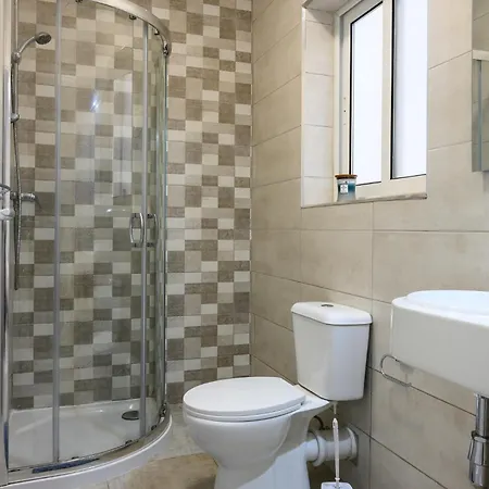 Spacious Modern Apartment Near The Sea In Xemxija St. Paul's Bay Exterior photo