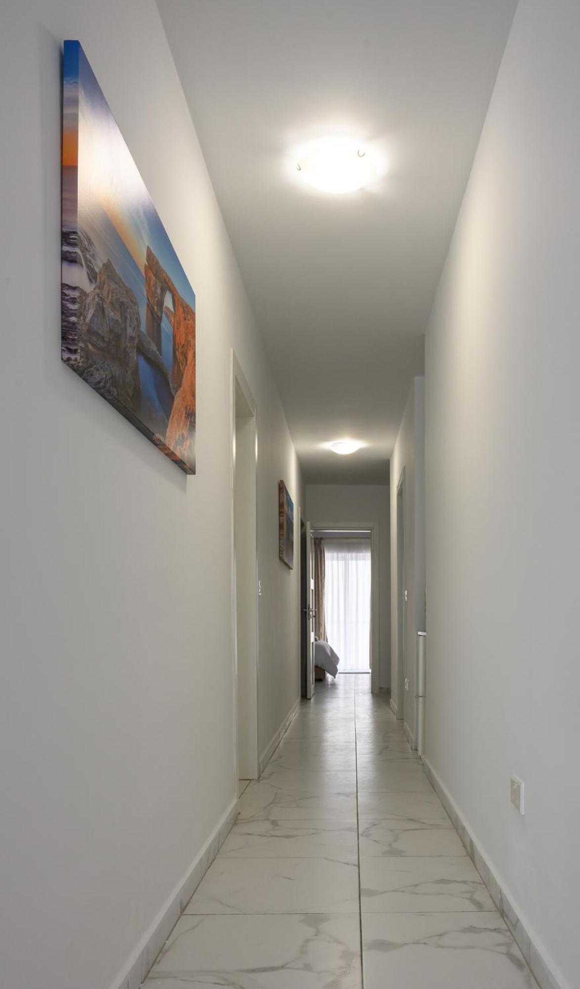 Spacious Modern Near The Sea In Xemxija شقة خليج سانت بول