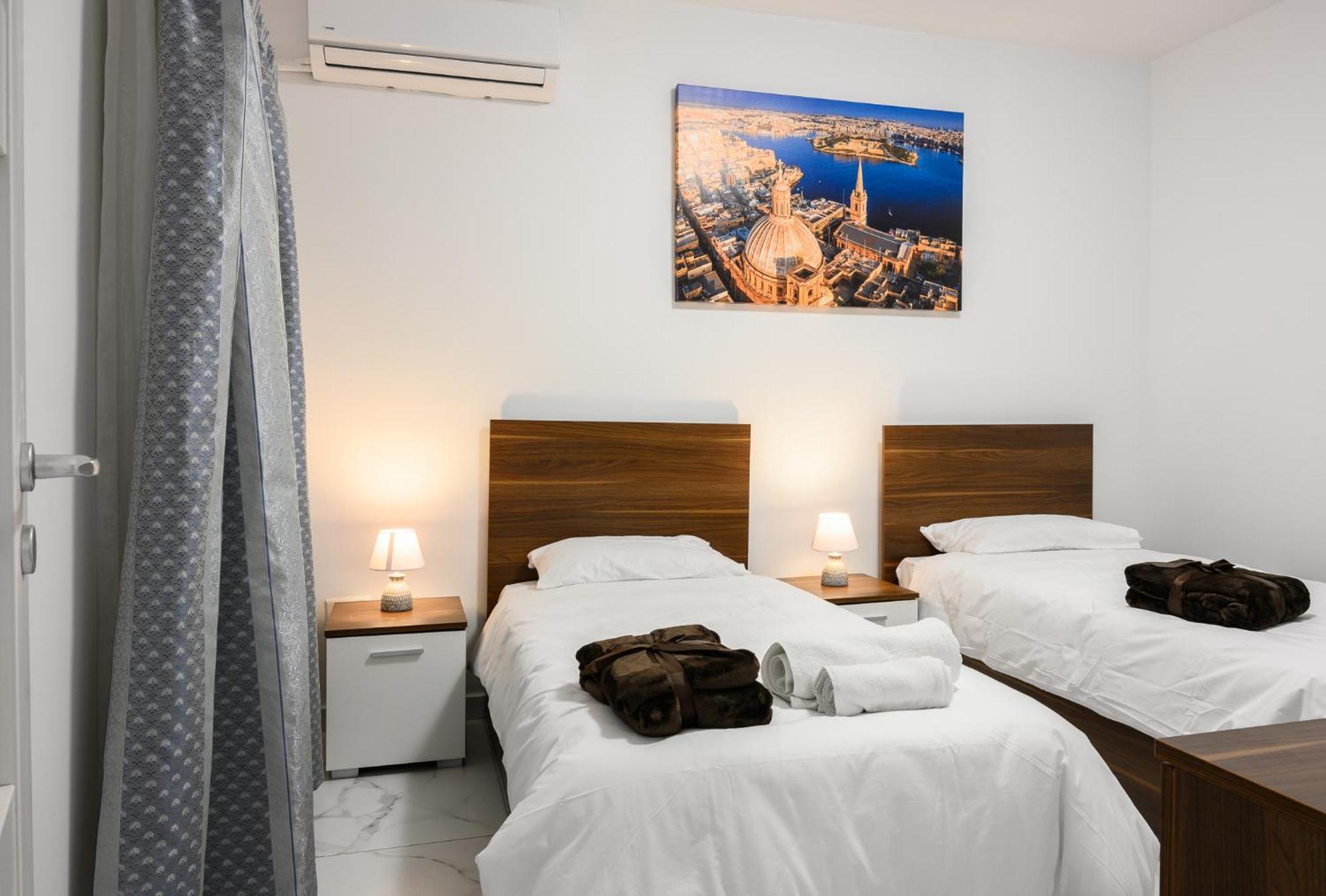 شقة Spacious Modern Near The Sea In Xemxija خليج سانت بول